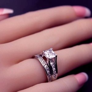 14k White Gold Diamond Cut Wedding Ring